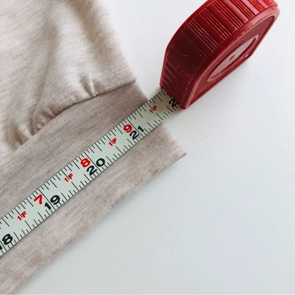 Lane Bryant pullover shirt cream lace yoke cap sleeves sz 18/20 band at bottom - Picture 5 of 12